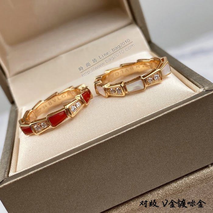 Bvlgari飾品 寶格麗天然白貝貝殼蛇戒指  zgbq3298